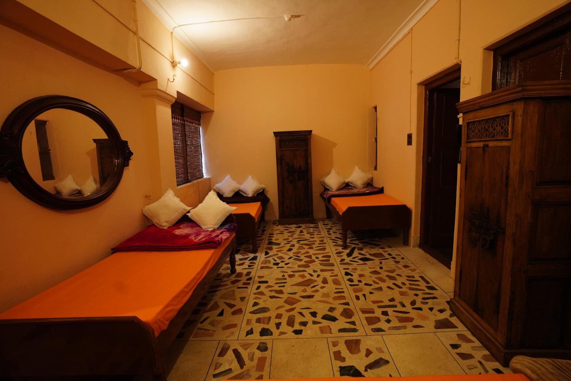 Vedic Dham Ganga Hotel Rishikesh Luaran gambar